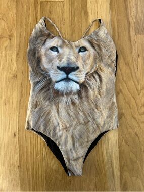 Like NEW 🦁 Rare San Lorenzo Lion One-Piece Swimsuit  reversible- XS